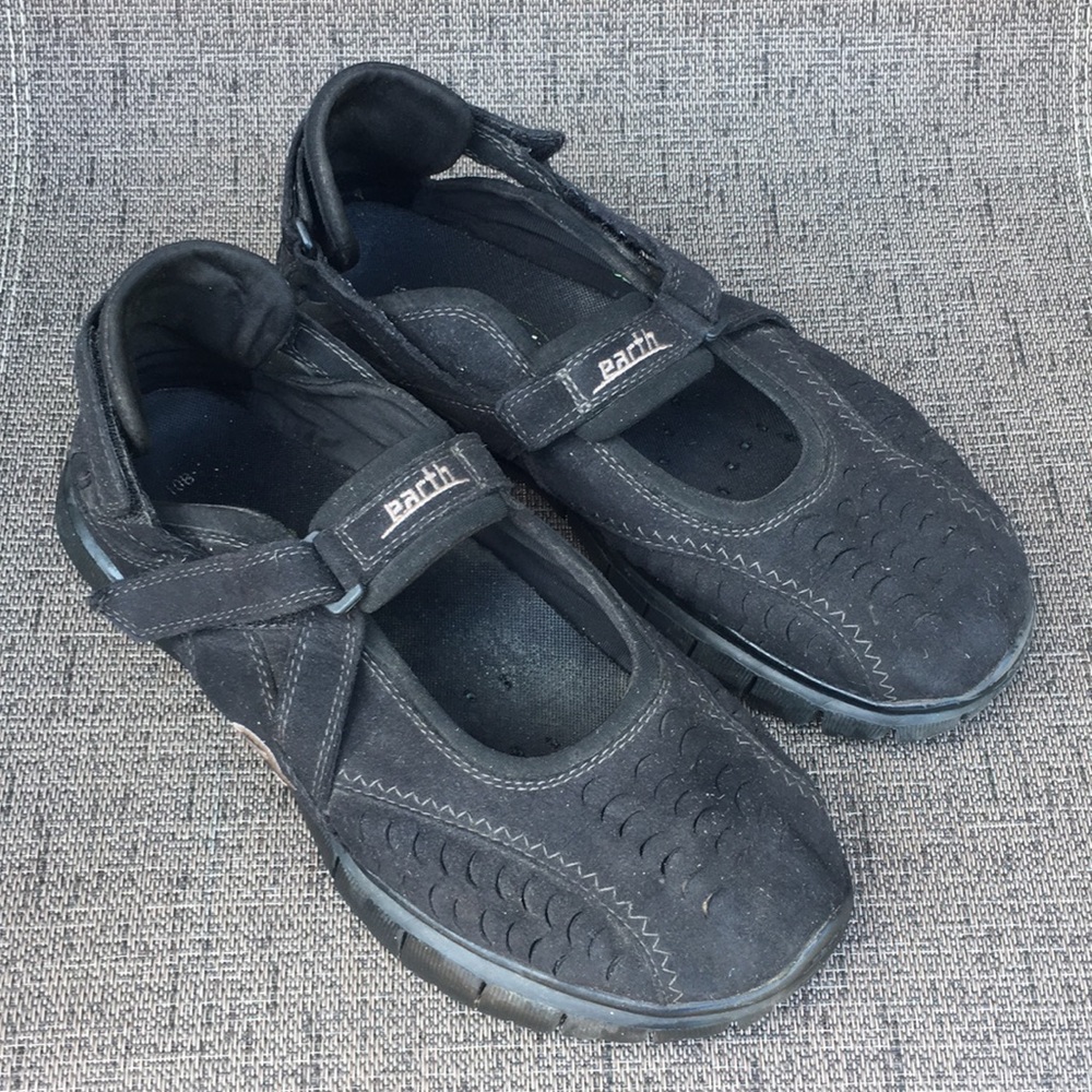 Earth shoes. Kalso negative heel. Women’s size 10